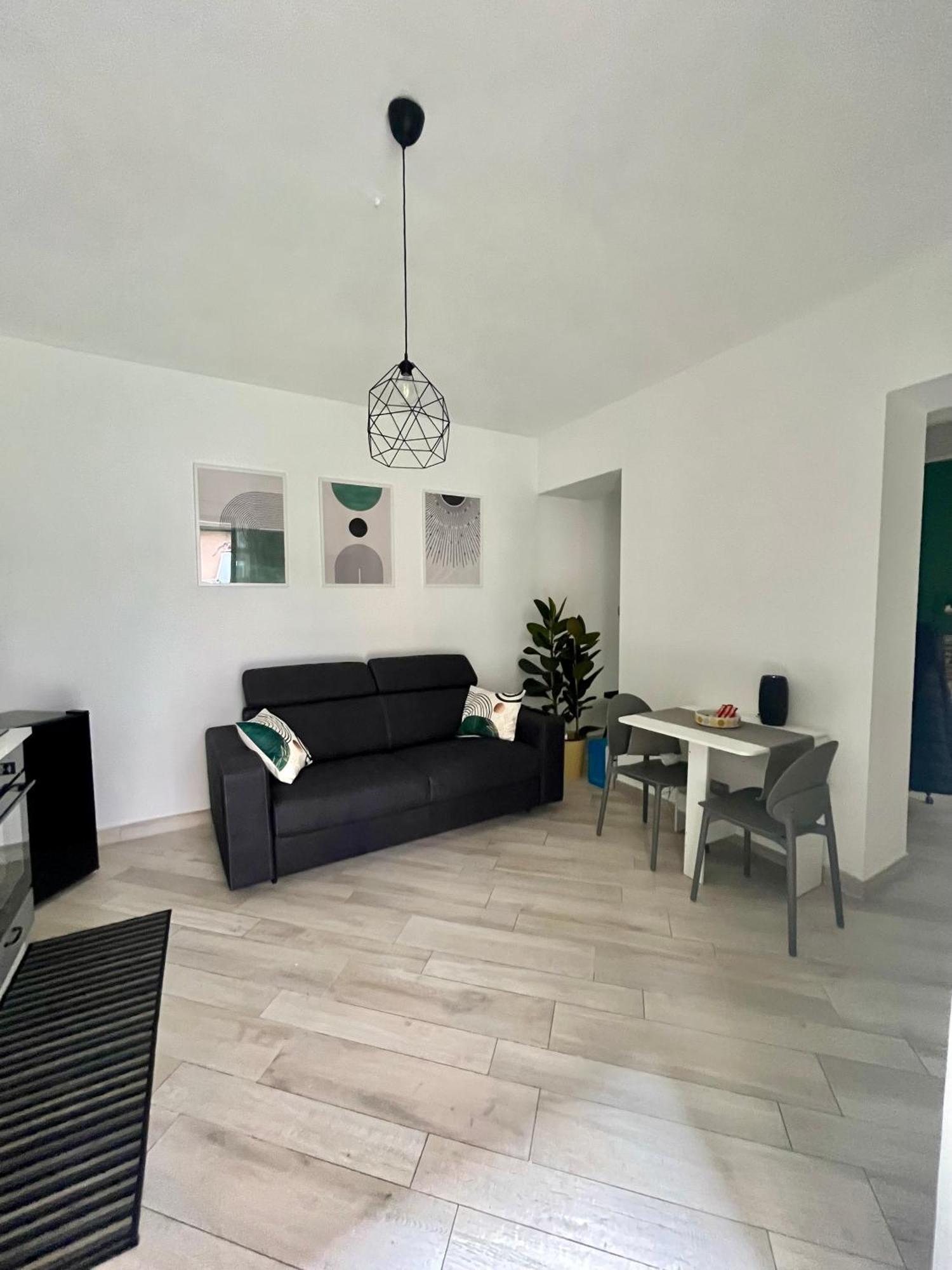 Casa Vale Parco Del Valentino Apartment Turin Bagian luar foto